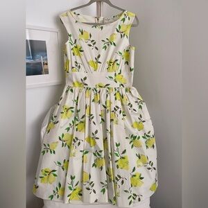 Kate Spade super popular sold out lemon print design. The prettiest brunch dress